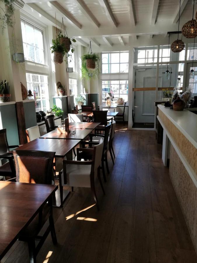 Bed & Brasserie Het Kosthuys Sint-Maartensdijk Exterior photo